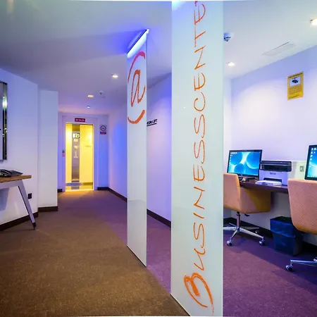 Mb Boutique - Adults Recommended 3*