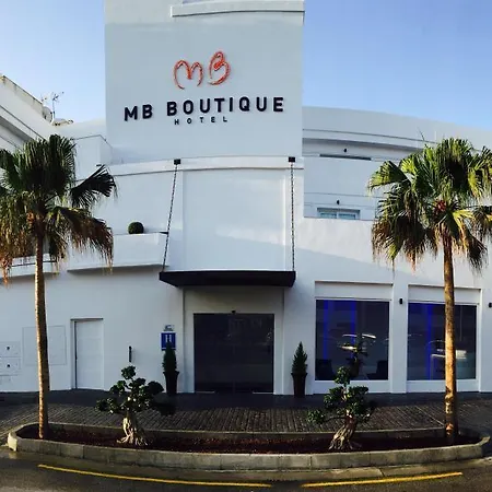Mb Boutique - Adults Recommended 3*