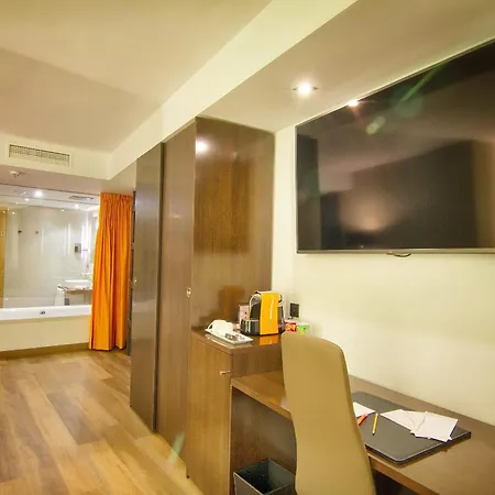 Mb Boutique - Adults Recommended