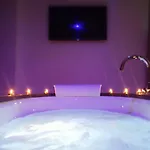 Mb Boutique - Adults Recommended 3*