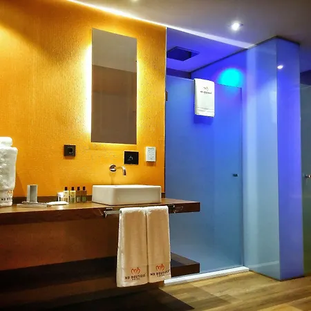 Mb Boutique - Adults Recommended 3*
