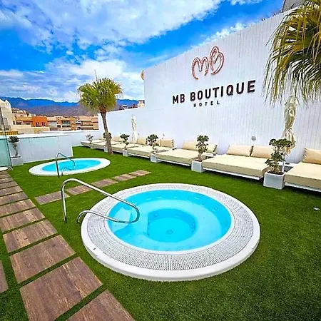 Mb Boutique - Adults Recommended 3*