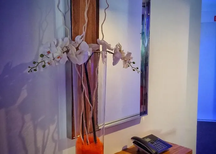 Mb Boutique - Adults Recommended