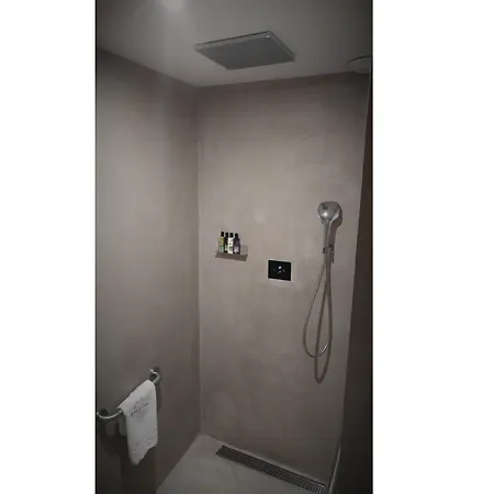 Mb Boutique - Adults Recommended