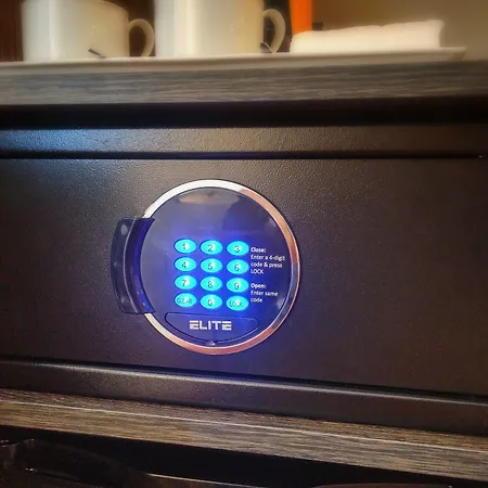 Mb Boutique - Adults Recommended Hotell